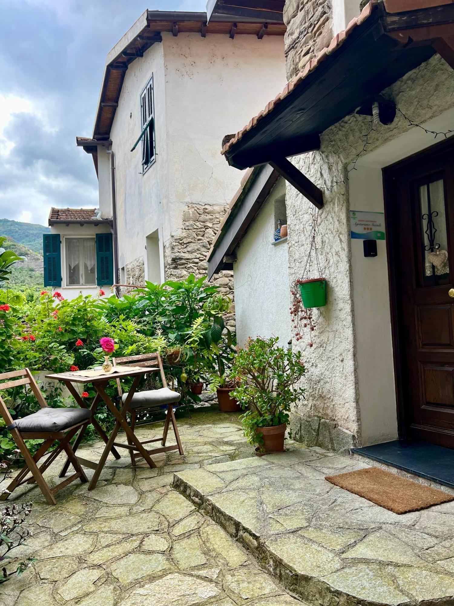 Stecado - Il Soppalco Apartman Dolceacqua Kültér fotó